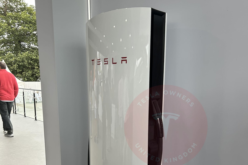 technology, industry news, tesla v4 superchargers resolve payment issues for non-tesla owners