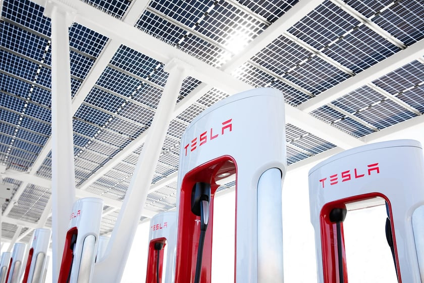 technology, industry news, tesla v4 superchargers resolve payment issues for non-tesla owners