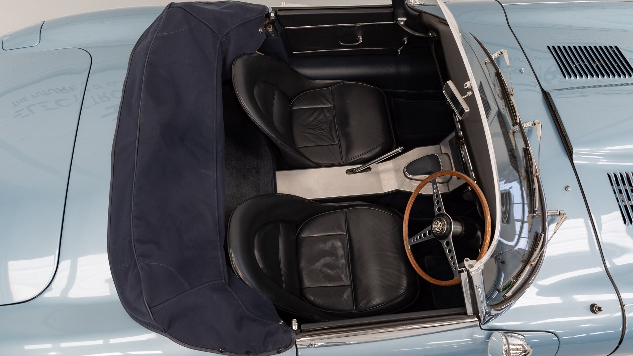 Electrogenic Jaguar E-Type interior