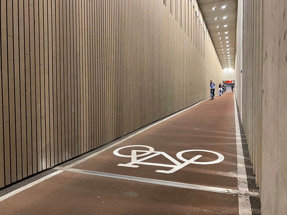 the world’s largest bicycle-parking facility is simply insane