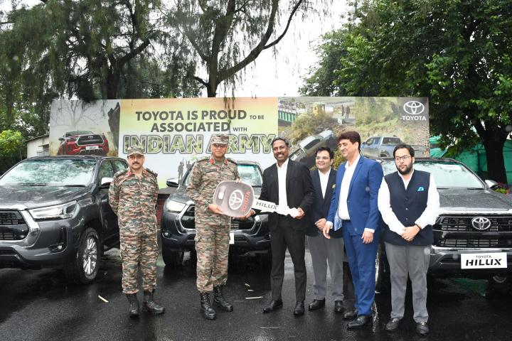 Indian Army adds the Toyota Hilux to its fleet, Indian, Toyota, Commercial Vehicles, Indian Army, Toyota Hilux, Hilux