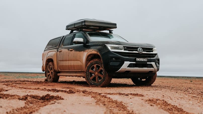 volkswagen amarok, volkswagen amarok 2023, volkswagen news, volkswagen commercial range, volkswagen ute range, commercial, volkswagen, adventure, off road, these are the 4x4 accessories you need for a proper outback adventure in a 2023 toyota hilux, ford ranger or vw amarok