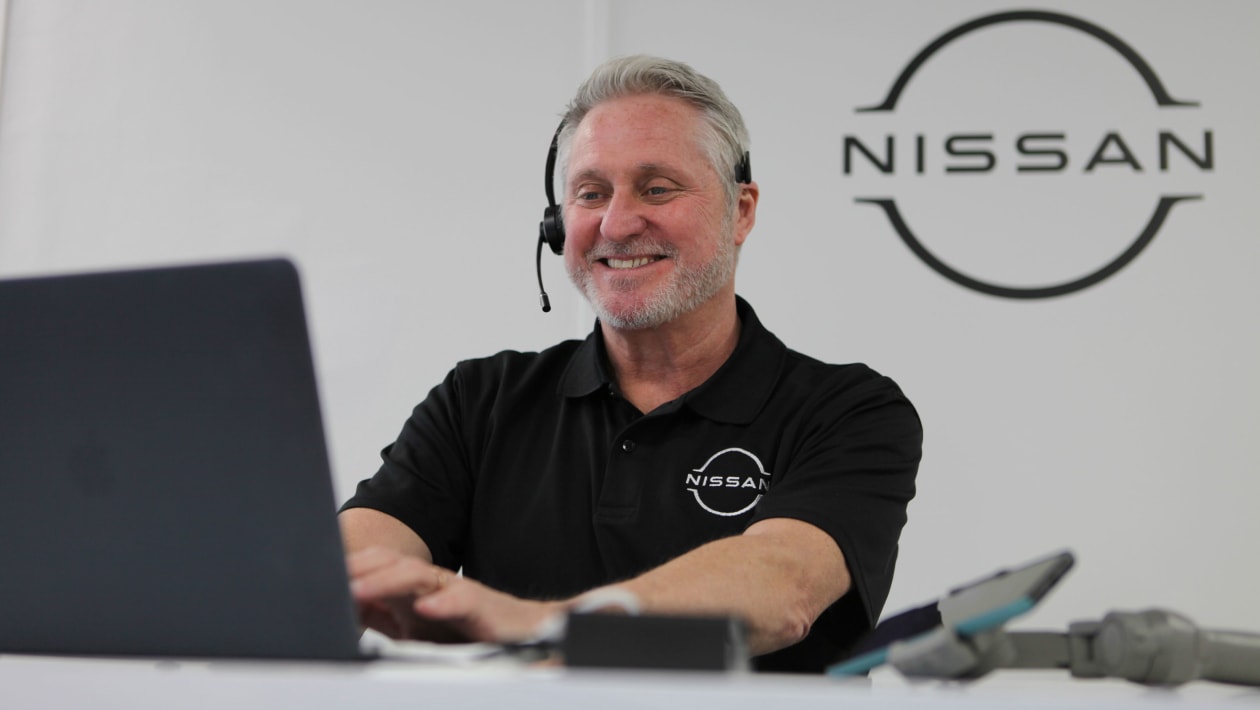 Nissan online showroom