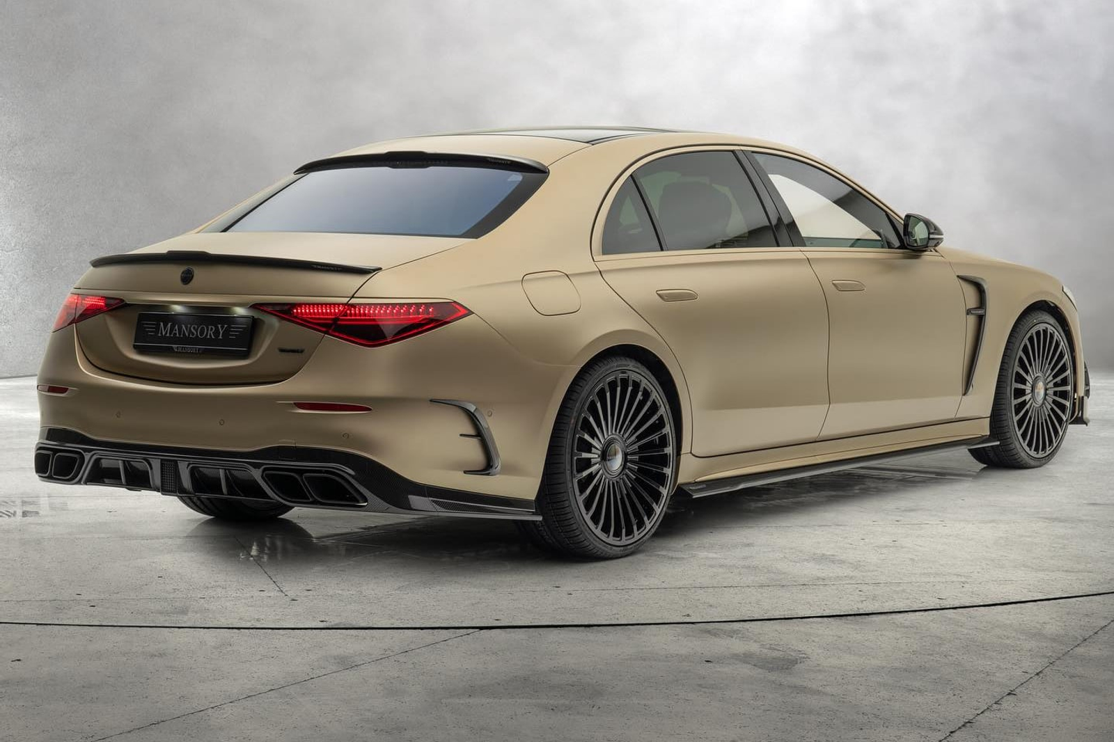 video, tuning, mercedes-benz s-class in kalahari gold doesn't look that bad