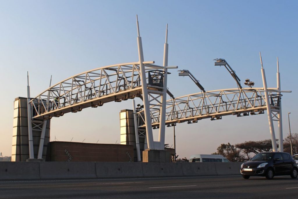 e-tolls, outa, sanral, south africans must pay e-tolls for another 6 months at least