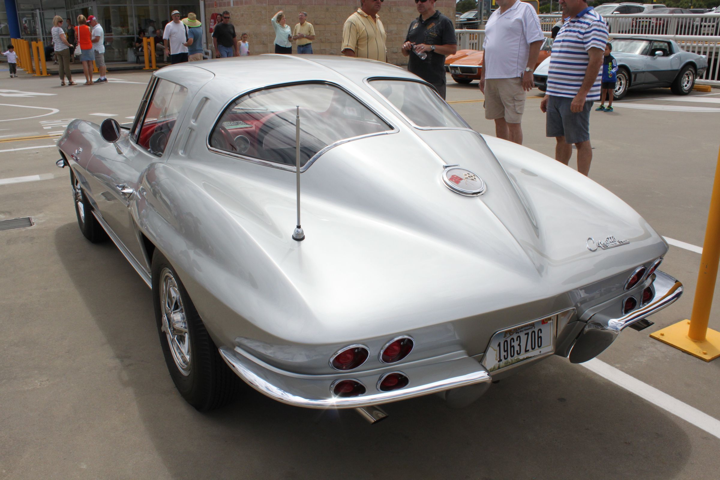 news, sports, american, newsletter, highlights, muscle, handpicked, client, classic, modern classic, europe, features, luxury, trucks, celebrity, off-road, german, unveiling the icon: the most famous chevy corvette
