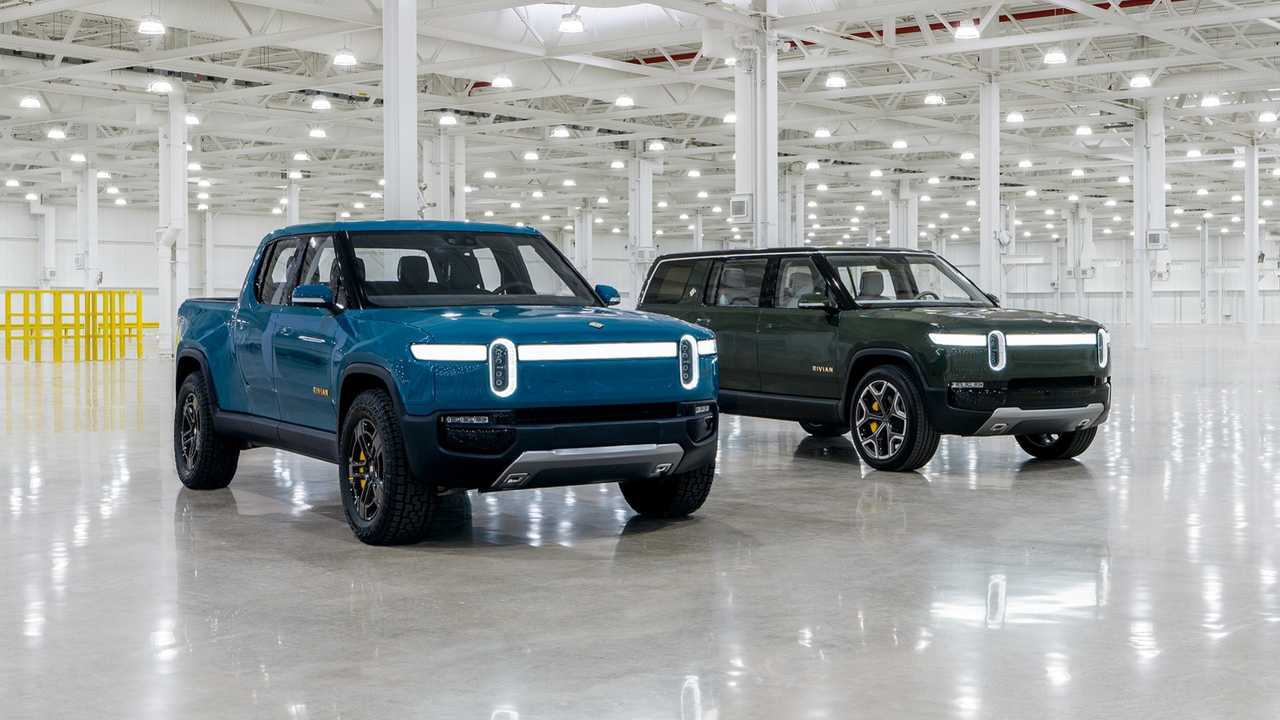rivian updates configurator with dual-motor, standard battery pack options