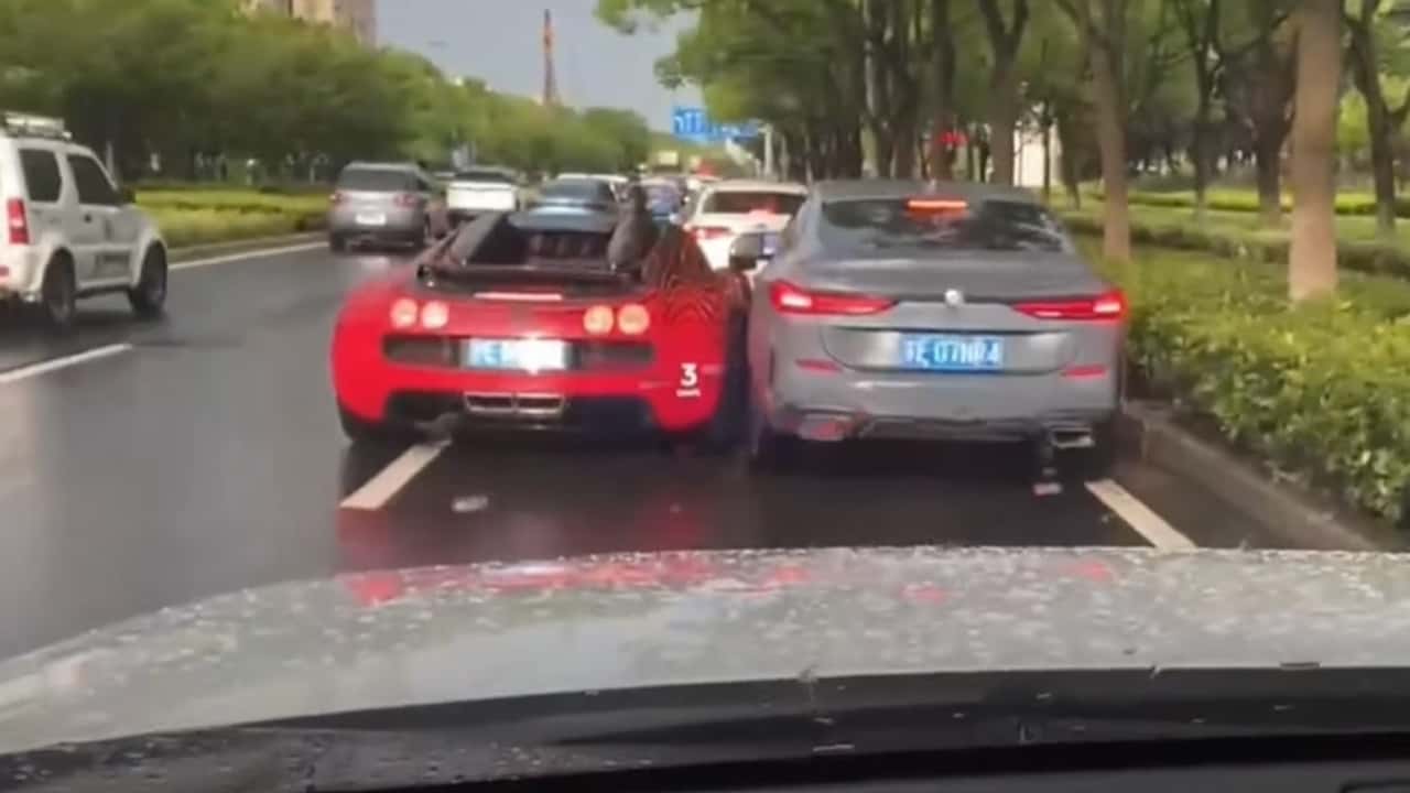 Bugatti Veyron Collision 