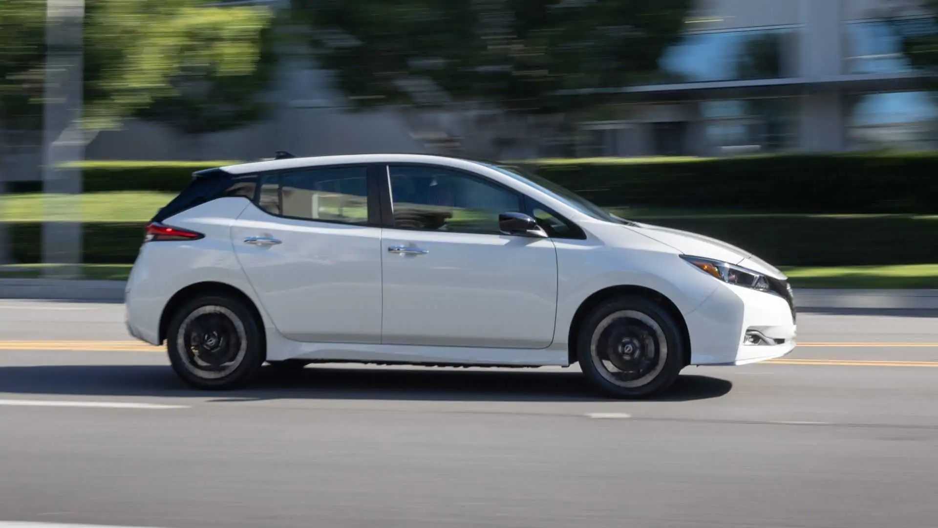 nissan leaf recalled for potential unintended acceleration issue