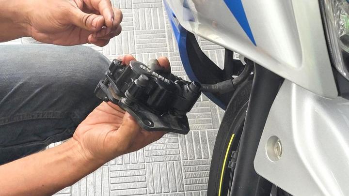 What are the various lubrication points & areas in a motorcycle?, Indian, Member Content, Lubricants, Motorcycles & Scooters