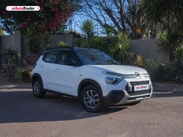 citroën c3 (2023) review - style on a budget