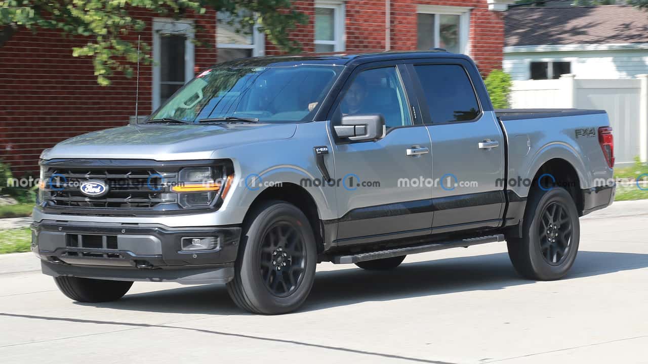 2024 ford f-150 spied with two-tone paint, new grille for heritage edition