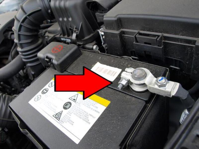 how to replace the car battery on a haval jolion s
