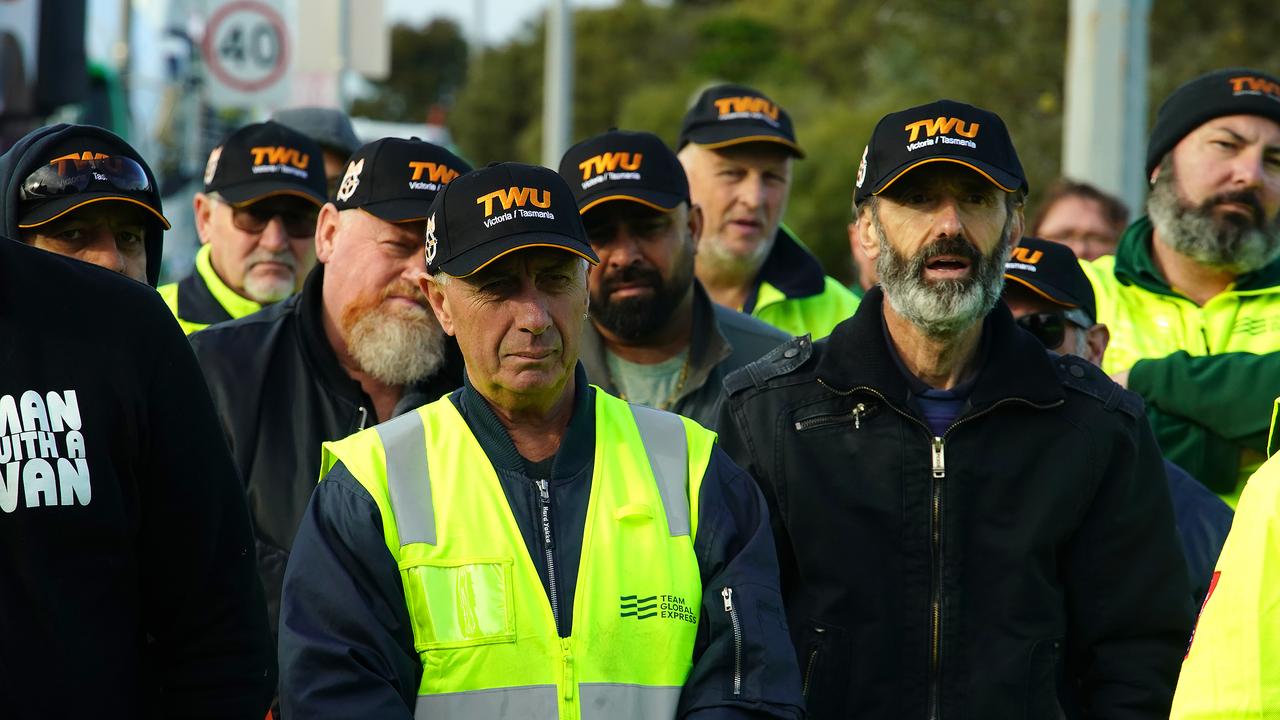 TWU protesters in Melbourne. Picture: NCA NewsWire/Luis Enrique Ascui., Drivers in Melbourne, and other capital cities, took part in the protest. Picture: NCA NewsWire / Luis Enrique Ascui, Truck drivers are taking part in a national convoys for industry reform. Picture: NCA NewsWire/Luis Enrique Ascui., National, Truckies call for reform amid ‘deadly’ pressures