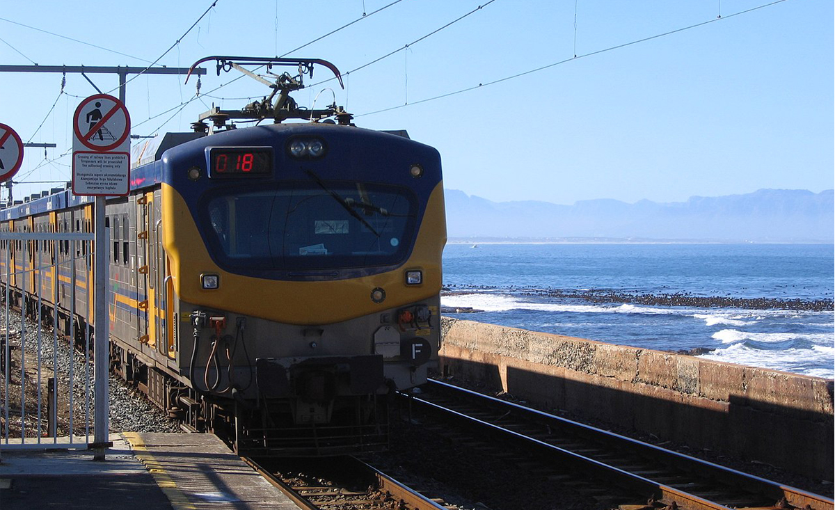cape town, city of cape town, metrorail, prasa, santaco, why you can’t get a train, bus, or taxi in cape town right now