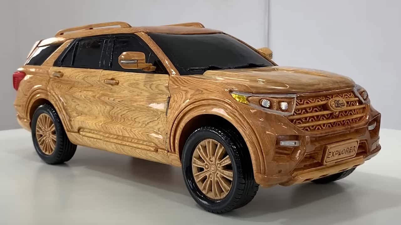 2023 Ford Explorer Limited wood carving video. 