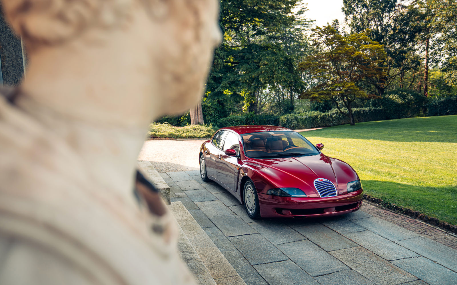 bugatti eb112: a reminder of what might have been