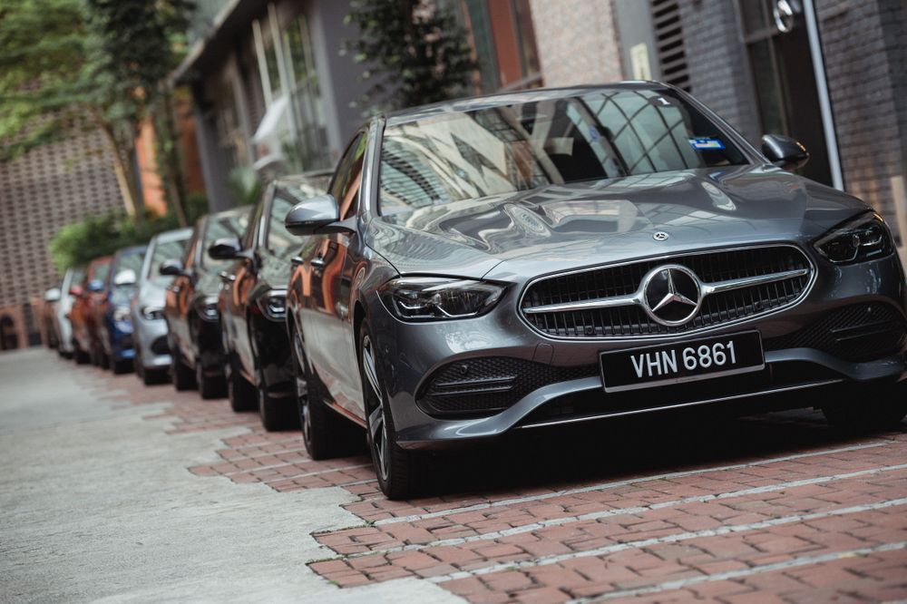 auto news, mercedes-benz, c-class, w206, c 300, amg-line, malaysia, thailand, phev, mercedes-benz's c350e is impressive, but you should buy the c300 before it’s too late