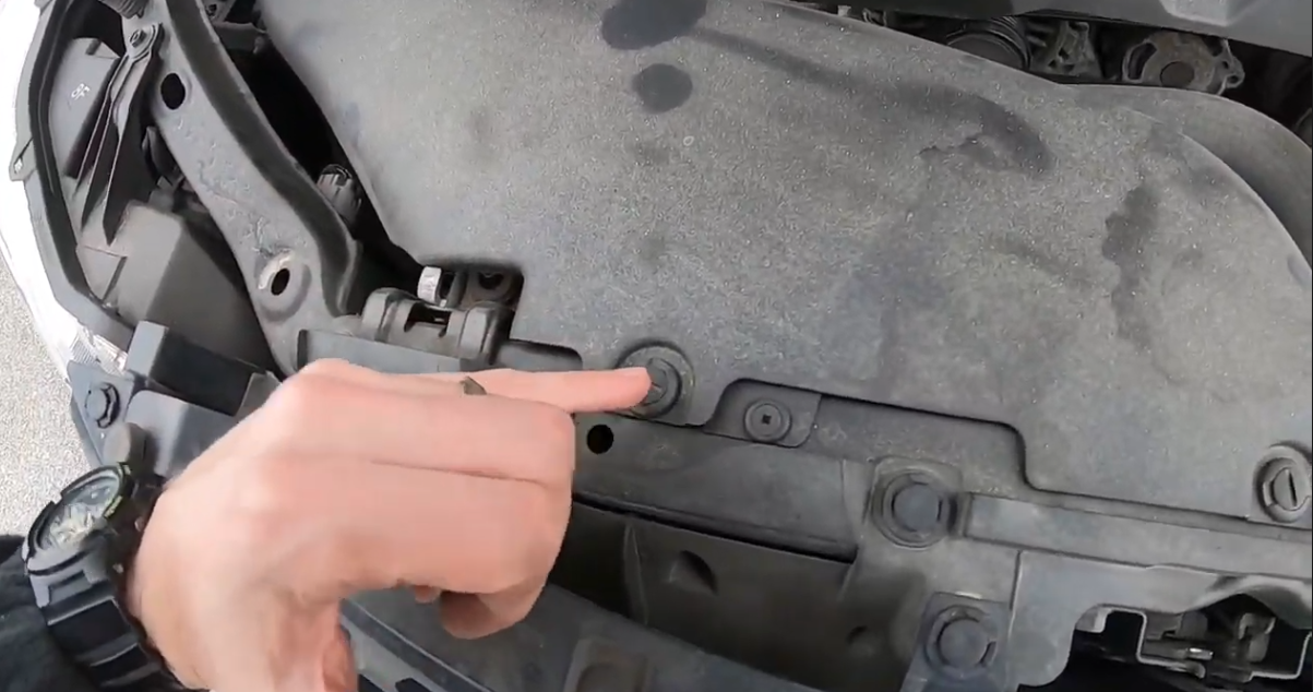 how to replace a headlight bulb on a subaru forester