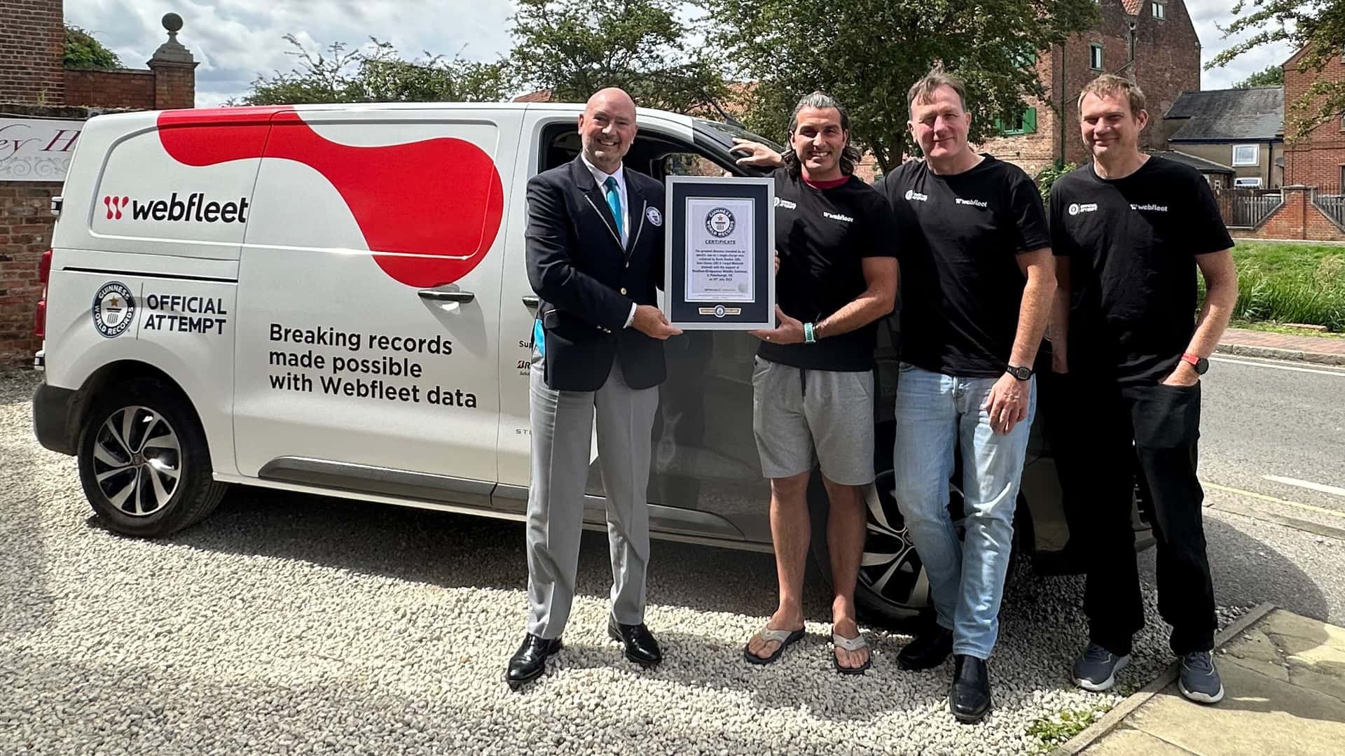 fiat e-scudo sets new record for longest distance driven by a van on a charge