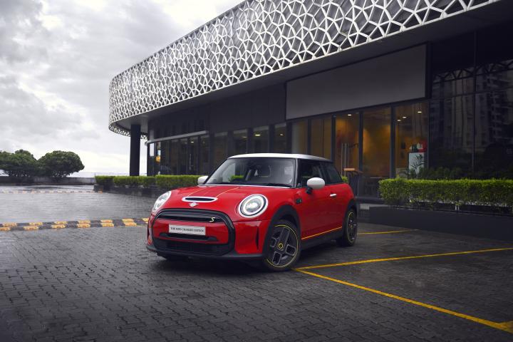 All-electric Mini Charged Edition launched at Rs 55 lakh, Indian, Mini, Launches & Updates, Cooper SE, Electric Vehicles, Limited Edition