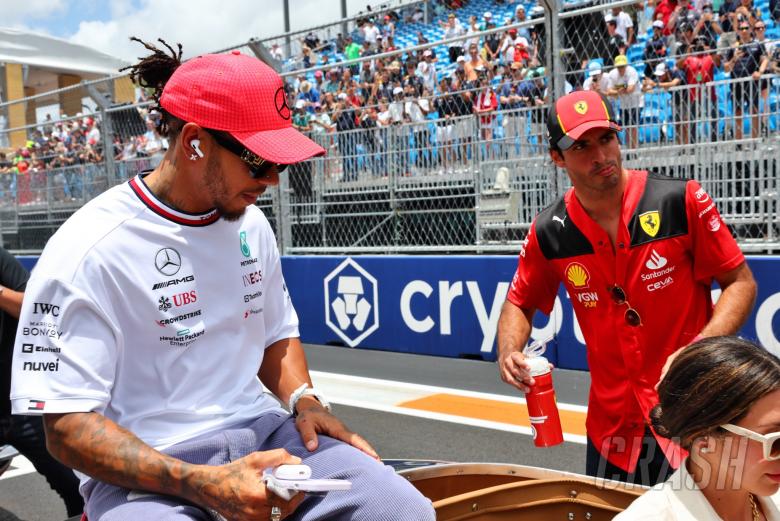 ‘even if ferrari pay him double, lewis hamilton knows things won’t go better’