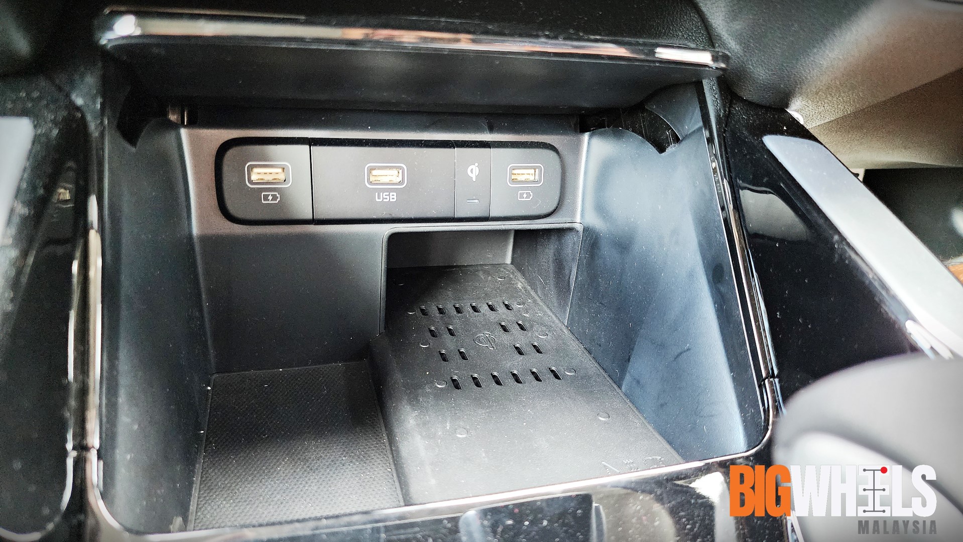 Kia Sorento 2.5G 2WD 7-Seater Review: Big Beautiful