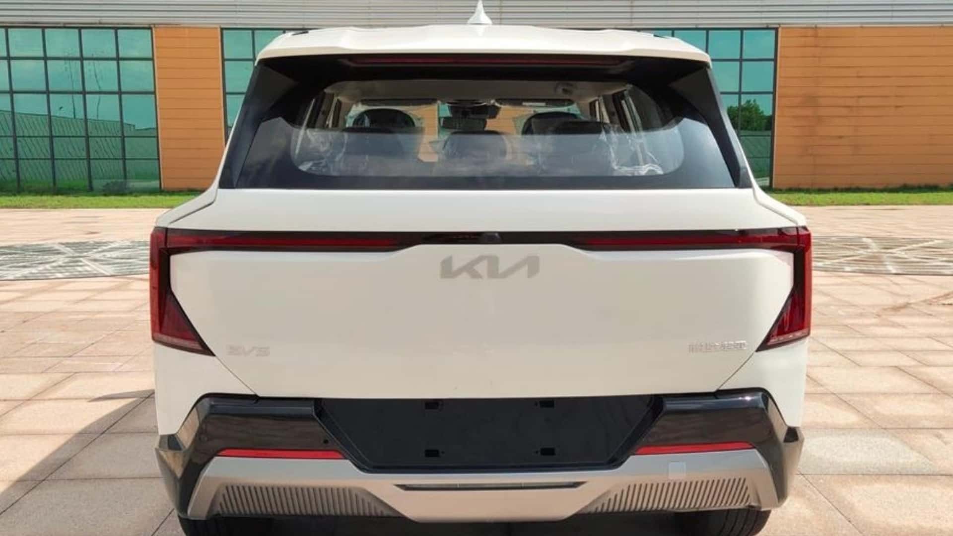 2025 kia ev5 electric suv leaked in china, stay true to concept