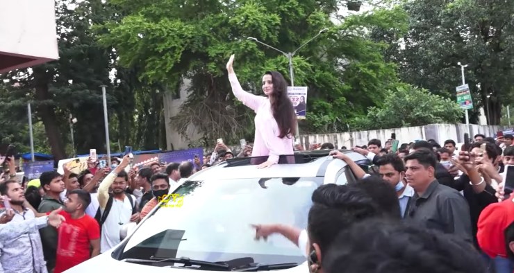 ameesha patel's new ride is a humble mahindra xuv700: arrives in the suv for gadar2 promos