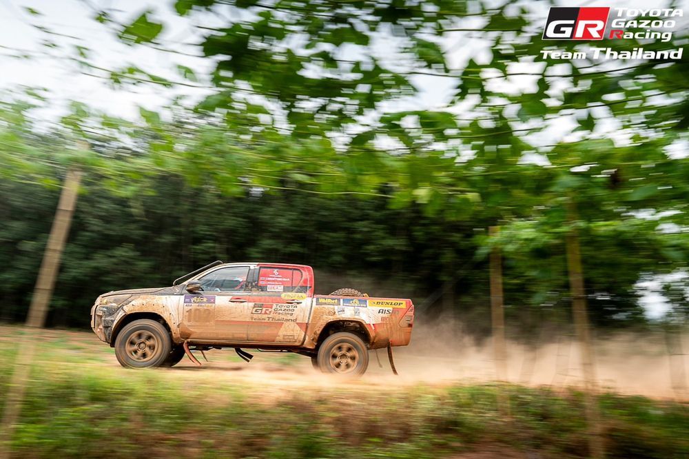 auto news, mitsubishi motors malaysia, toyota malaysia, mitsubishi triton, toyota hilux, asian cross country rally, toyota wants to challenge mitsubishi in asean's toughest truck rally - enters gazoo racing hilux team