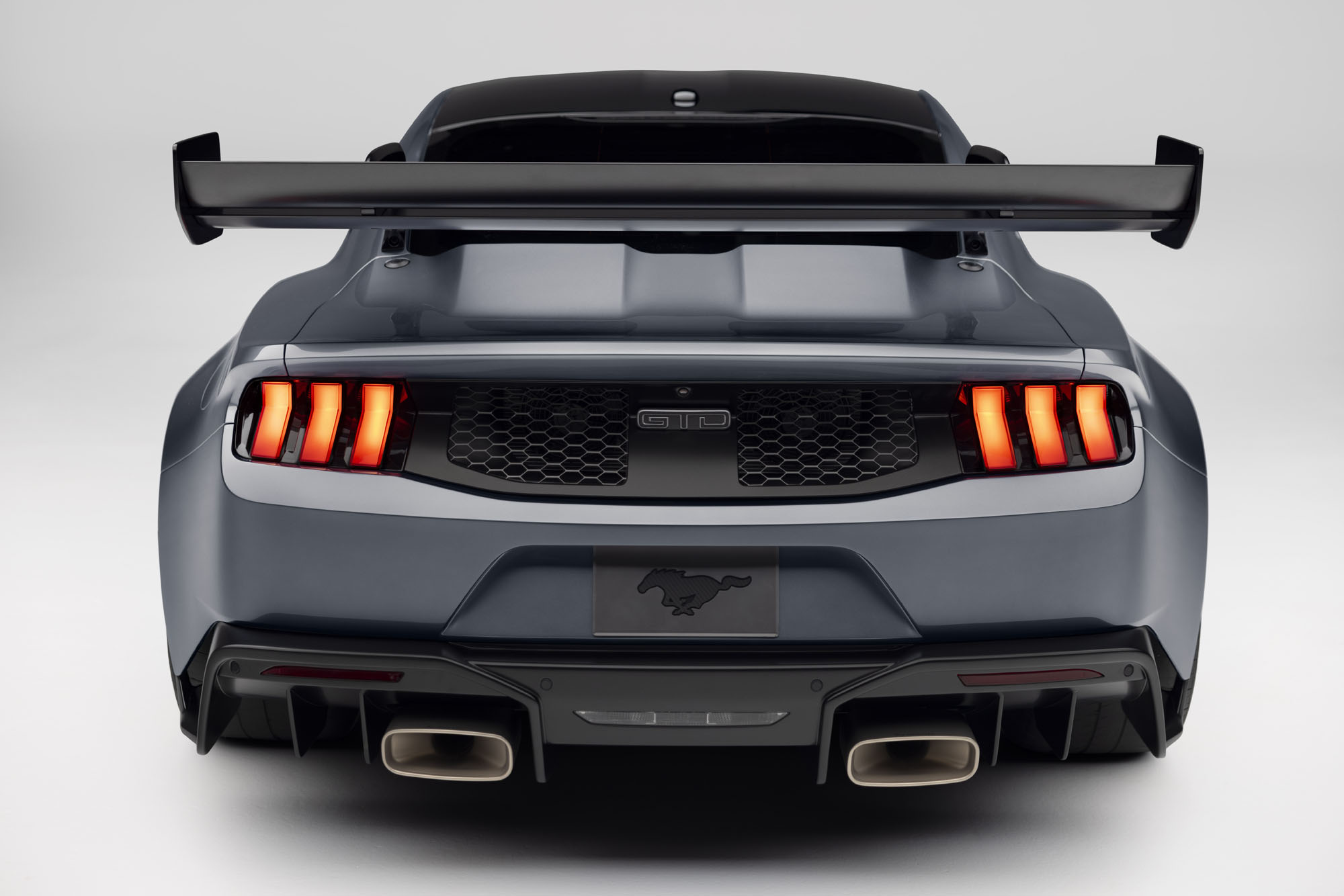 24 hours of le mans, ford, ford mustang gt3, ford mustang gtd, general motors, tesla, r5.7-million ford mustang gtd unveiled – a street-legal race car