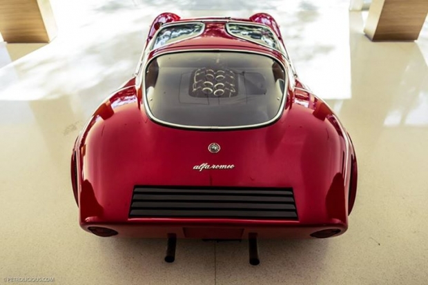 Alfa Romeo T33 Stradale, Alfa Romeo, sports car