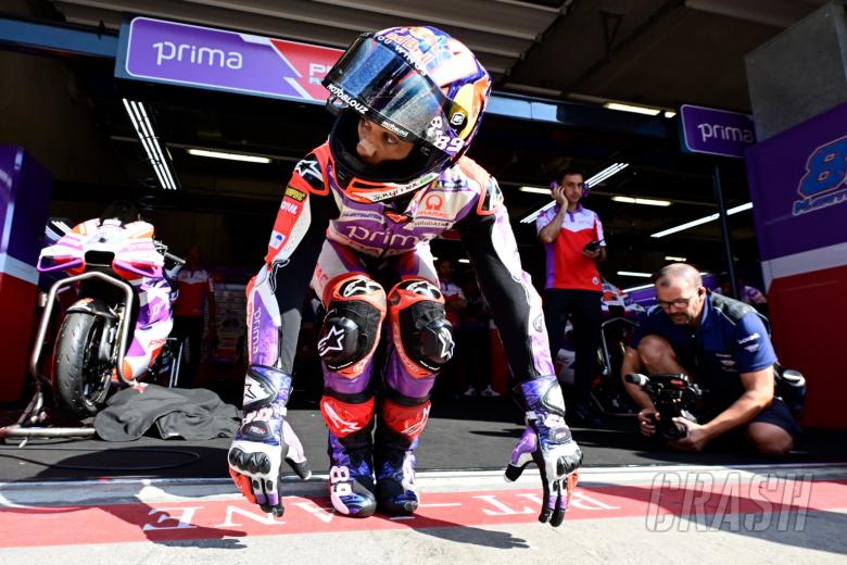 jorge martin crashes in warm-up while practising long lap penalty
