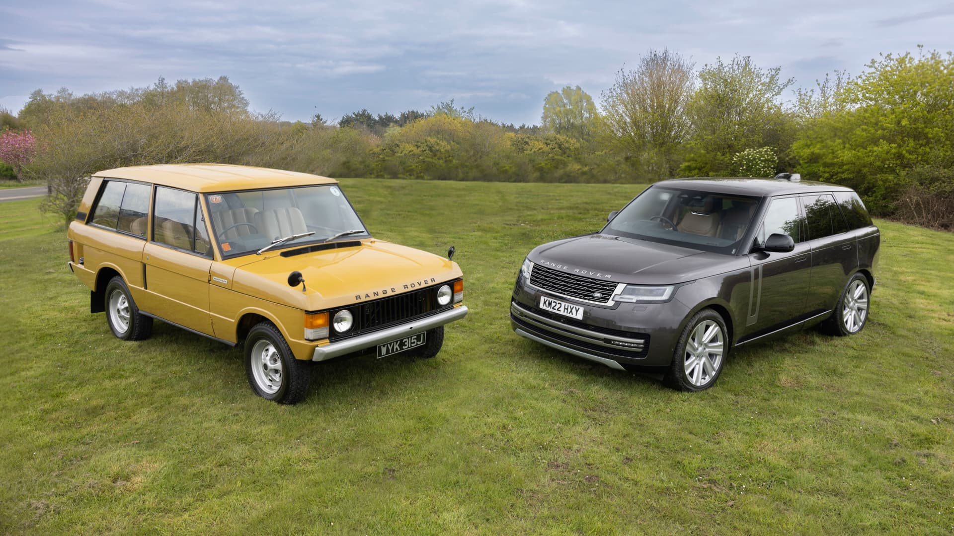 range rover vogue, range rover, land rover, landrover, jaguar land rover, jlr, wearnes automotive, land rover, range rover, landrover, wearnes automotive, jlr, jaguar land rover, range rover vs classic range rover : look how much they've changed: