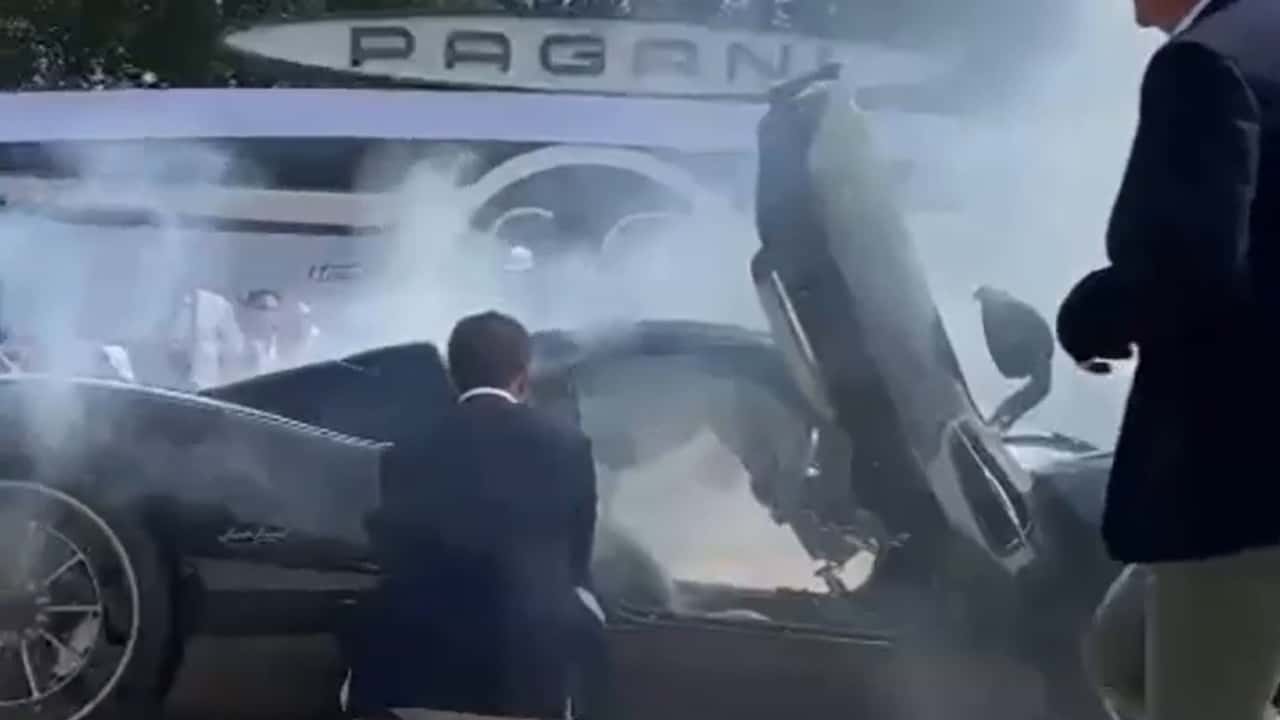 pagani utopia covered in smoke at monterey car week but it didn't catch fire
