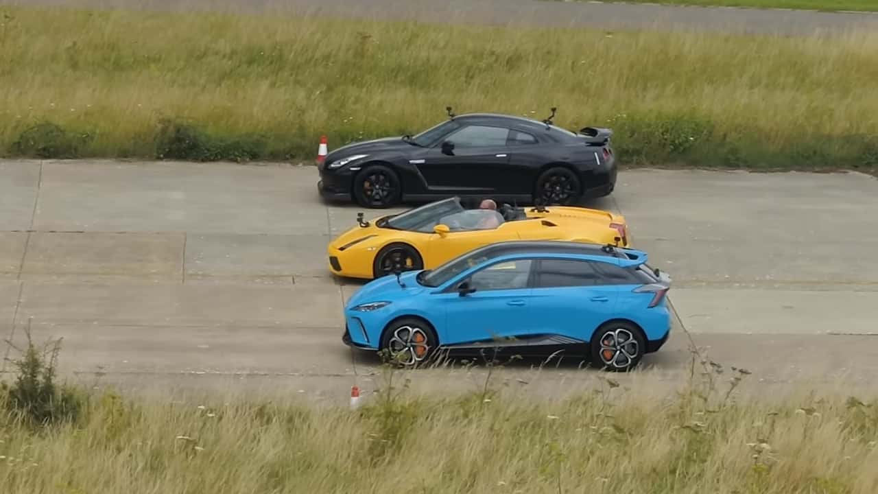 Nissan GT-R, Lamborghini Gallardo, MG4 XPower