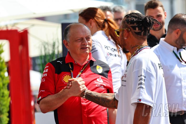 “i don’t know what the issue is” - frederic vasseur queried about lewis hamilton’s contract delay