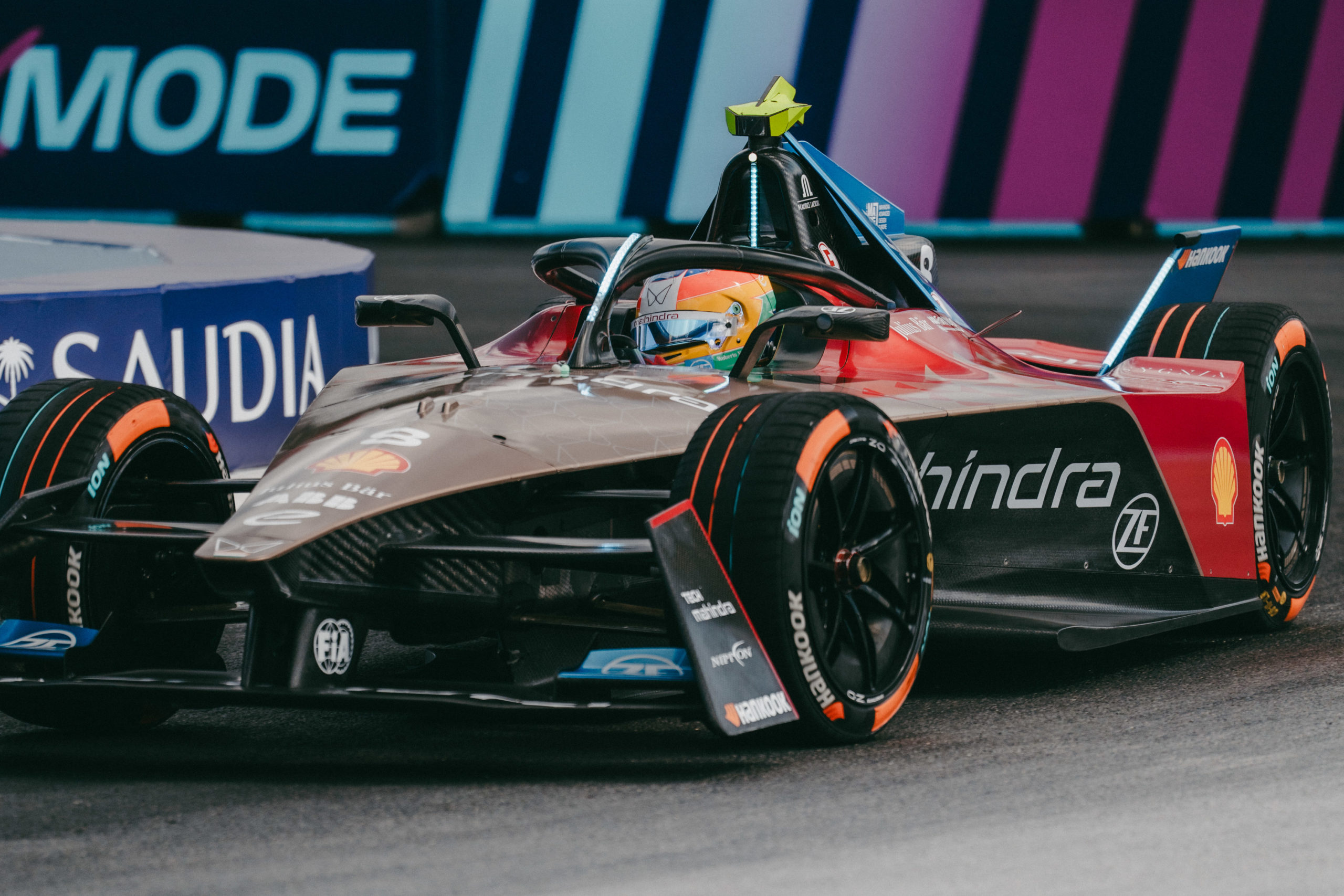 the frenetic race for two of formula e’s least-competitive seats
