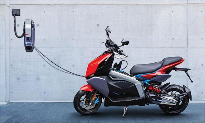 TVS X electric scooter launched at Rs 2.50 lakh, Indian, 2-Wheels, Launches & Updates, TVS X, electric scooters