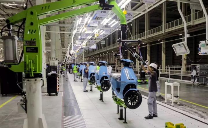 Ola S1 e-scooter production halted to expand plant capacity, Indian, 2-Wheels, Ola Electric, Ola S1, Production Capacity