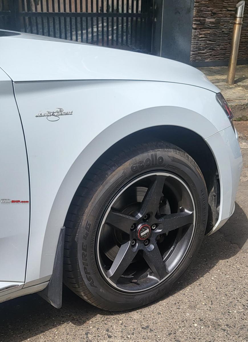 Pics: Installed 5-spoke black alloy wheels on our Skoda Superb, Indian, Member Content, Skoda Superb, Alloy wheels