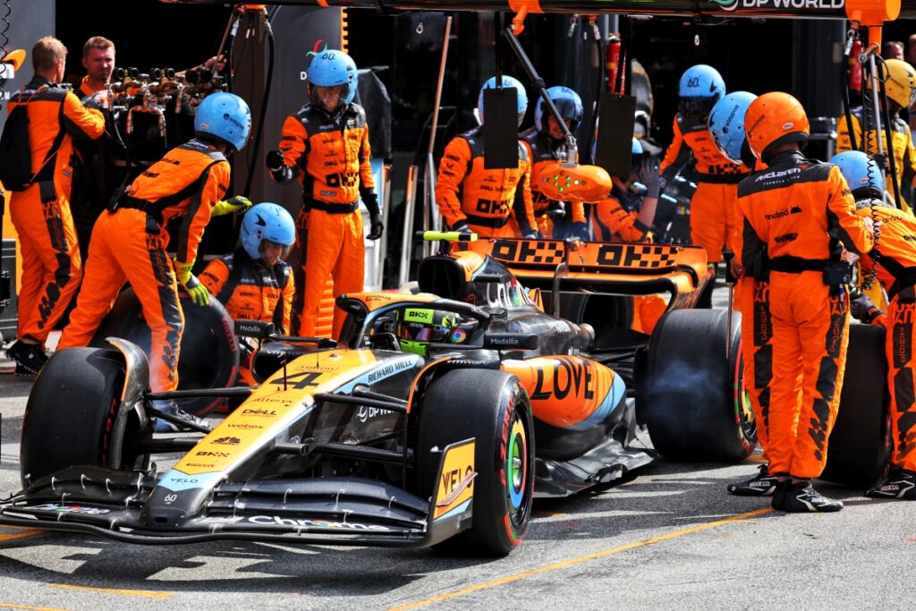 DutchGP, McLaren, Norris