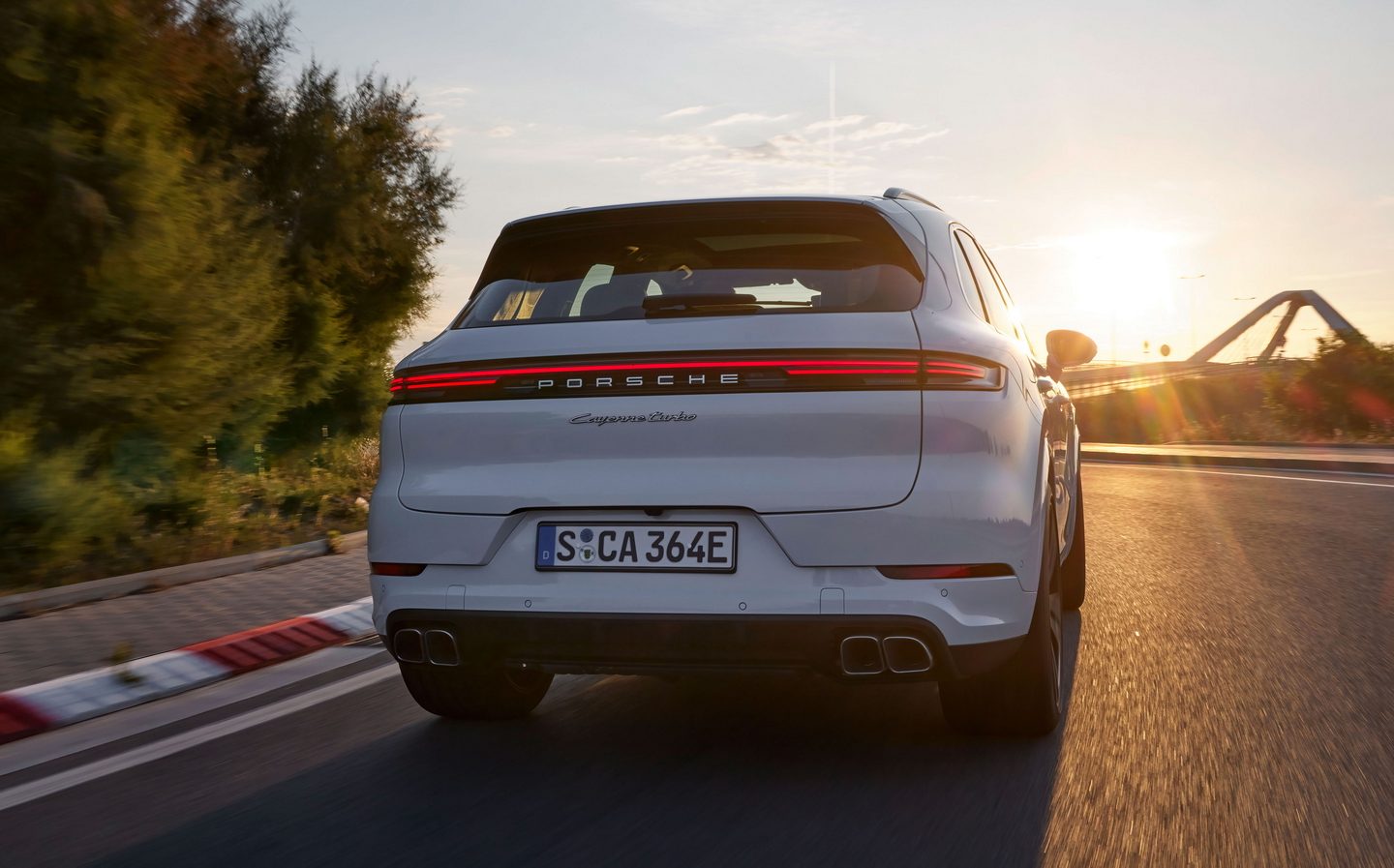 cayenne, hybrid, phev, porsche, turbo, porsche cayenne turbo e-hybrid gets 729bhp to become most powerful variant of the big suv yet