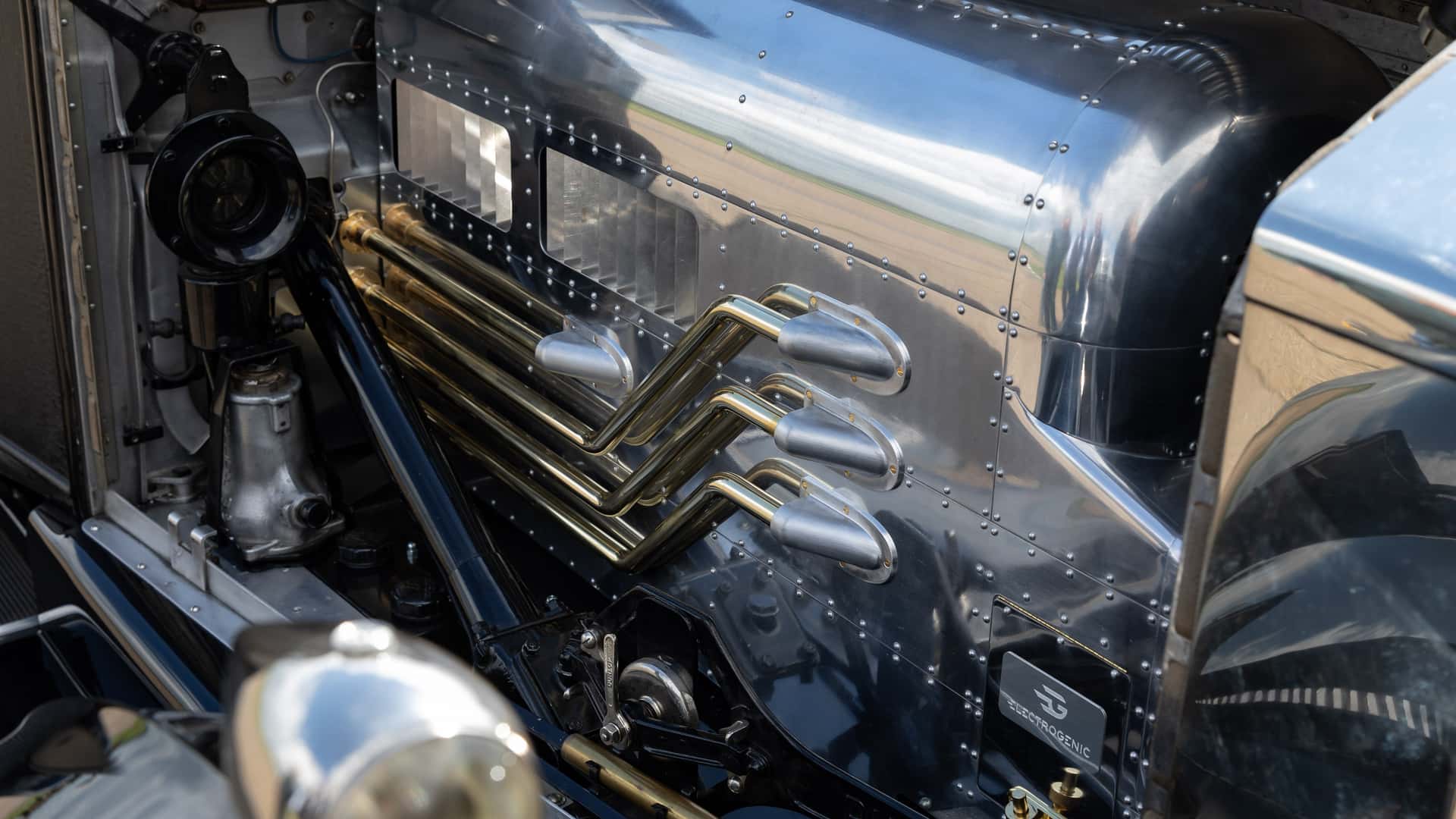 1929 rolls-royce phantom ii ev conversion by electrogenic revealed with 201 hp