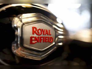 royal enfield bullet 350 price, new royal enfield bullet 350, bullet 350, royal enfield, royal enfield bullet, jawa, royal enfield bullet 350, new royal enfield bullet 350 launched in india, prices start at rs 1.73 lakh