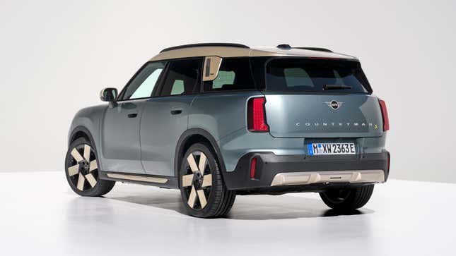 the electric mini countryman will produce over 300 hp