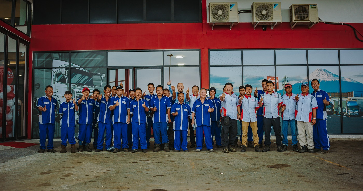 hino, hino motors sales (malaysia) sdn bhd, lu & sons engineering sdn bhd, malaysia, sarawak, lu & sons celebrates 40 years of partnership with hino