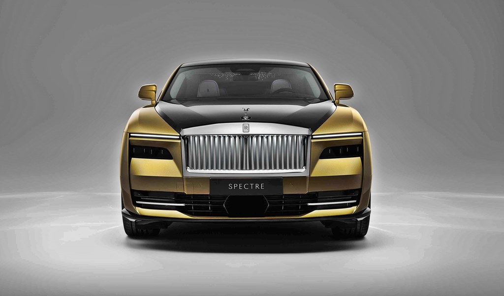 rolls-royce spectre debuts in malaysia – from rm2 million