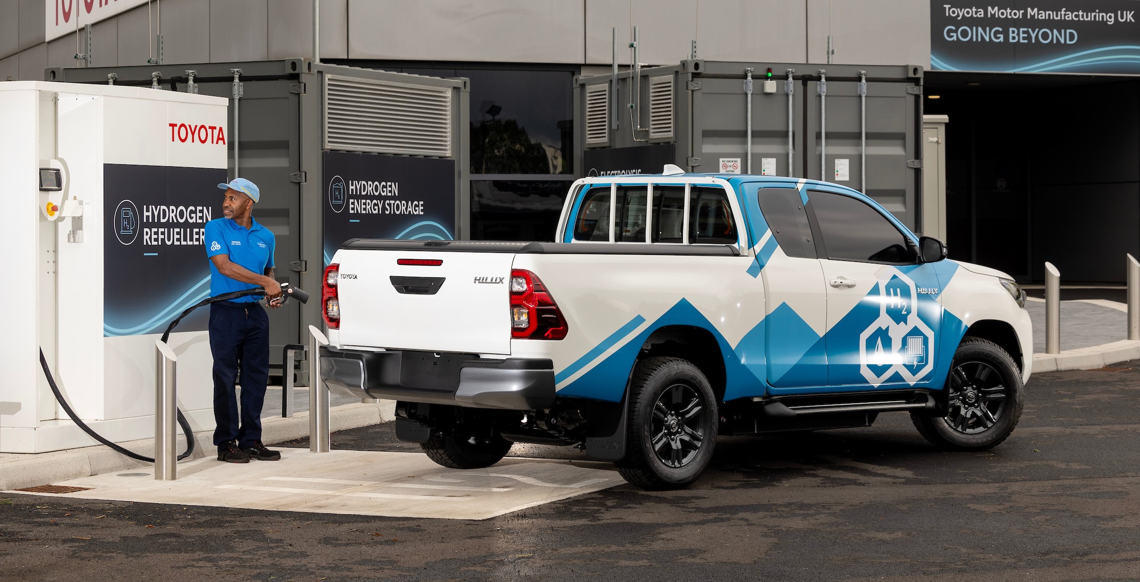 hydrogen fuel cell, toyota, toyota hilux, toyota reveals hydrogen-powered hilux