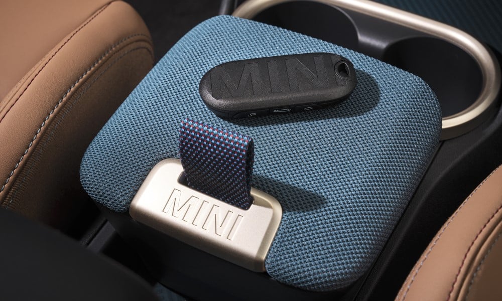 mini reveals its latest electric-vehicle range